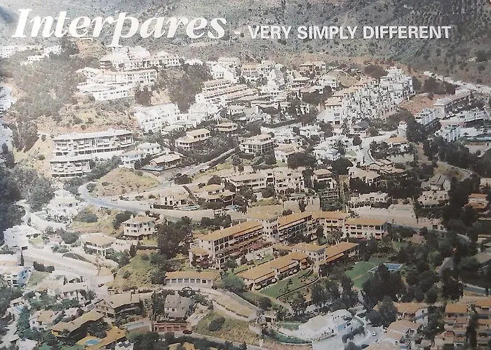 Del Parque Flats Interpares Swimmingpool شقة مالقة
